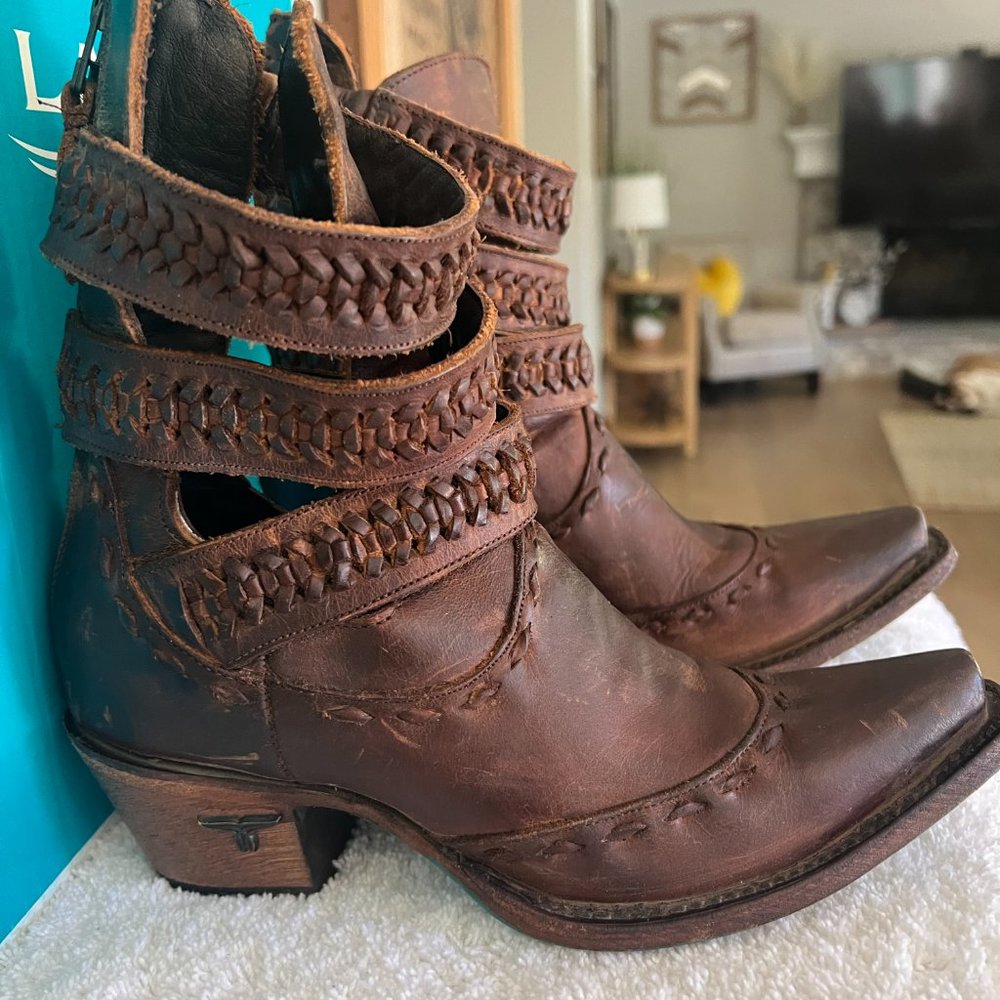 Lane Boots - Mesilla Ankle Boot - size 5